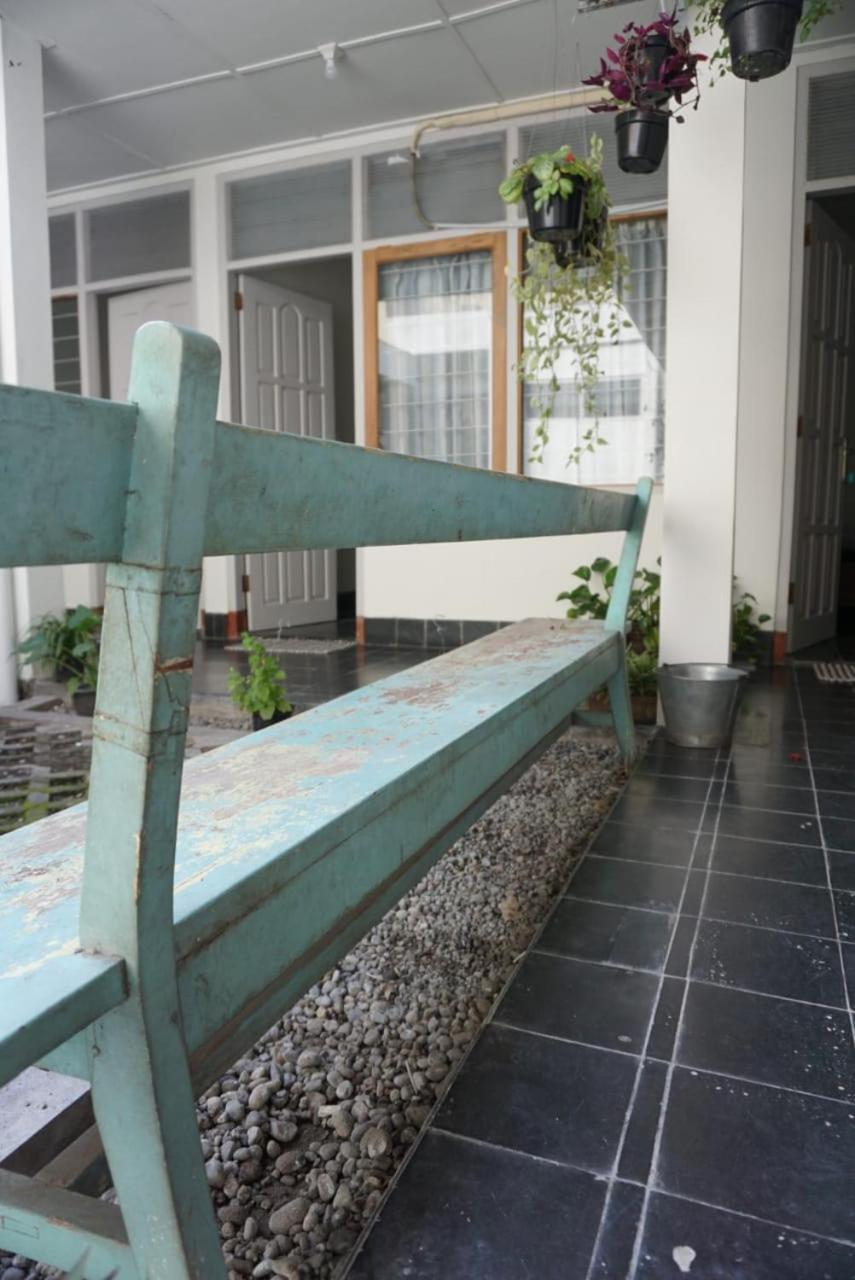 Hotel Ndalem Mbak Charly Pakualaman Esterno foto
